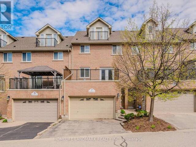 7 WHITEHALL LANE Cambridge Ontario, N1R 8N3 - 4 Bedrooms Condo For Sale