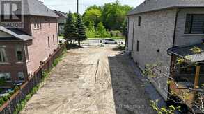860 RIVERSIDE DRIVE | Ajax Ontario | Slide Image Eight