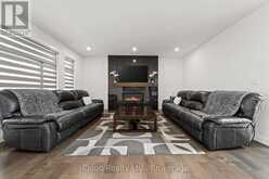 222 COWAN COURT | Amherstburg Ontario | Slide Image Six