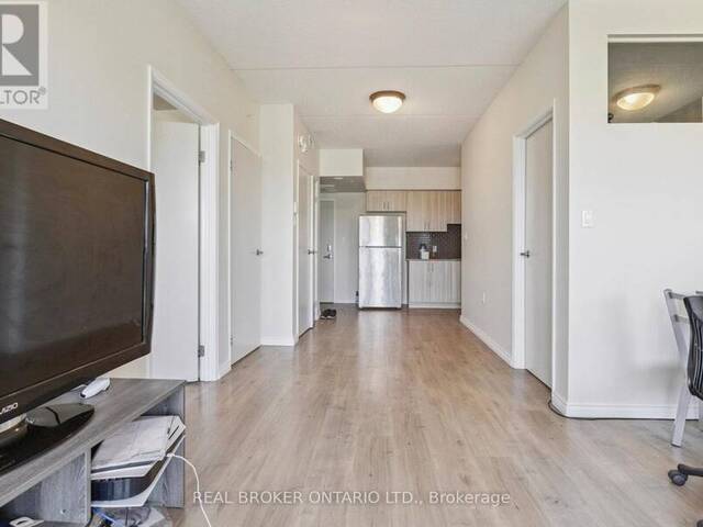 G607 - 275 LARCH STREET Waterloo Ontario, N2L 3R2 - 2 Bedrooms Condo For Sale