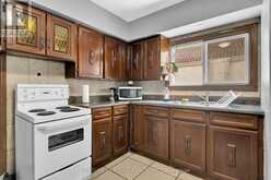 942 TECUMSEH ROAD E | Windsor Ontario | Slide Image Eight