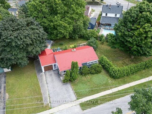 325 INNISFIL STREET Barrie Ontario, L4N 3G4 - 3 Bedrooms Home For Sale