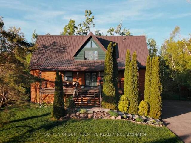 17 BRIDLE PATH Oro-Medonte Ontario, L0L 2L0 - 4 Bedrooms Home For Sale