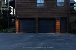 17 BRIDLE PATH | Oro-Medonte Ontario | Slide Image Forty-one