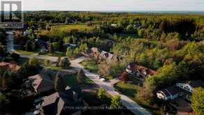 17 BRIDLE PATH | Oro-Medonte Ontario | Slide Image Forty-four