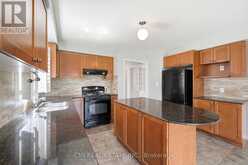 82 GWILLIMBURY DRIVE | Bradford West Gwillimbury Ontario | Slide Image Thirteen