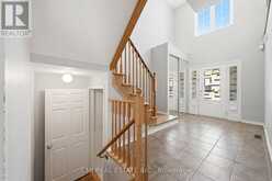 82 GWILLIMBURY DRIVE | Bradford West Gwillimbury Ontario | Slide Image Seven
