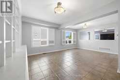 82 GWILLIMBURY DRIVE | Bradford West Gwillimbury Ontario | Slide Image Eight