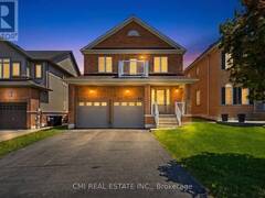 82 GWILLIMBURY DRIVE Bradford West Gwillimbury Ontario, L3Z 0C8