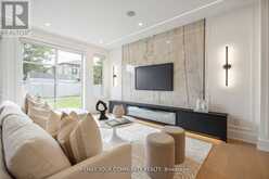 14 RANWOOD DRIVE | Toronto Ontario | Slide Image Thirteen