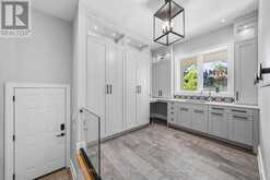 489 LAKESHORE ROAD W | Oakville Ontario | Slide Image Thirteen