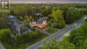 489 LAKESHORE ROAD W | Oakville Ontario | Slide Image Thirty-six