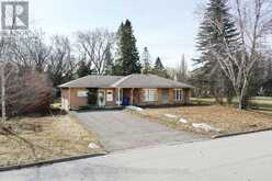 774 SUTHERLAND AVENUE | Newmarket Ontario | Slide Image Two