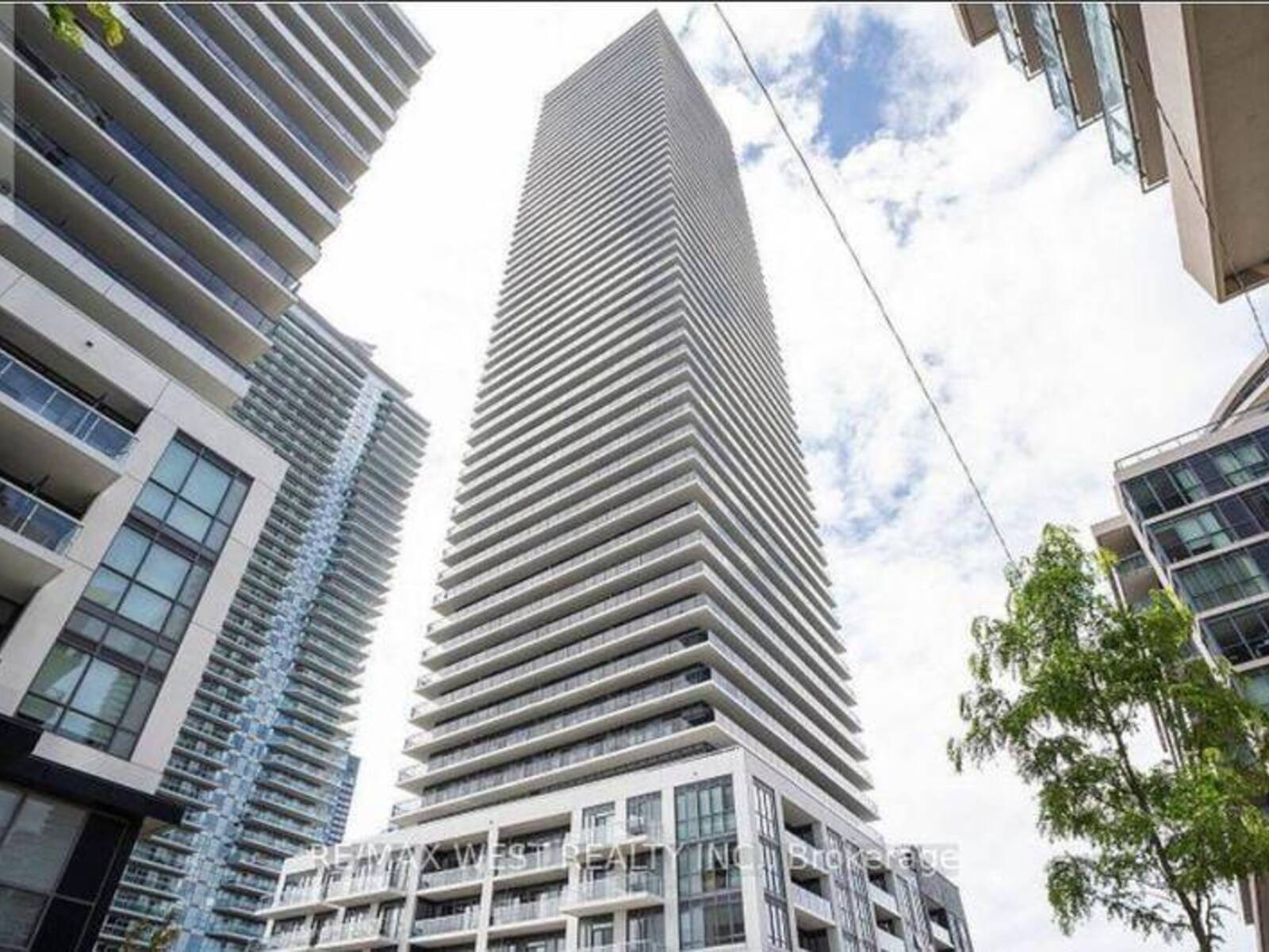 404 - 70 ANNIE CRAIG DRIVE, Toronto, Ontario M8V 0G2