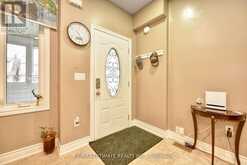 227 EARLSCOURT AVENUE | Toronto Ontario | Slide Image Twelve