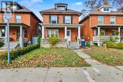 122 MONTROSE STREET | Windsor Ontario | Slide Image One