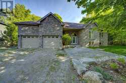 42 FOREST CIRCLE | Tiny Ontario | Slide Image One
