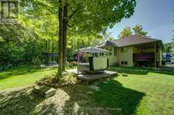 42 FOREST CIRCLE | Tiny Ontario | Slide Image Forty-three