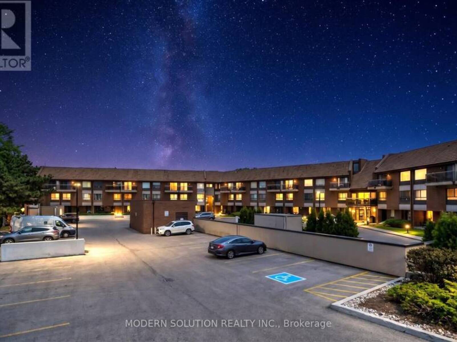 201 - 1000 CEDARGLEN GATE N, Mississauga, Ontario L5C 3Z5