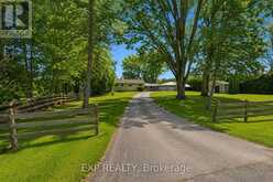 561 DUCLOS POINT ROAD | Georgina Ontario | Slide Image Eight