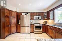 160 PARK DRIVE | Whitchurch-Stouffville Ontario | Slide Image Sixteen