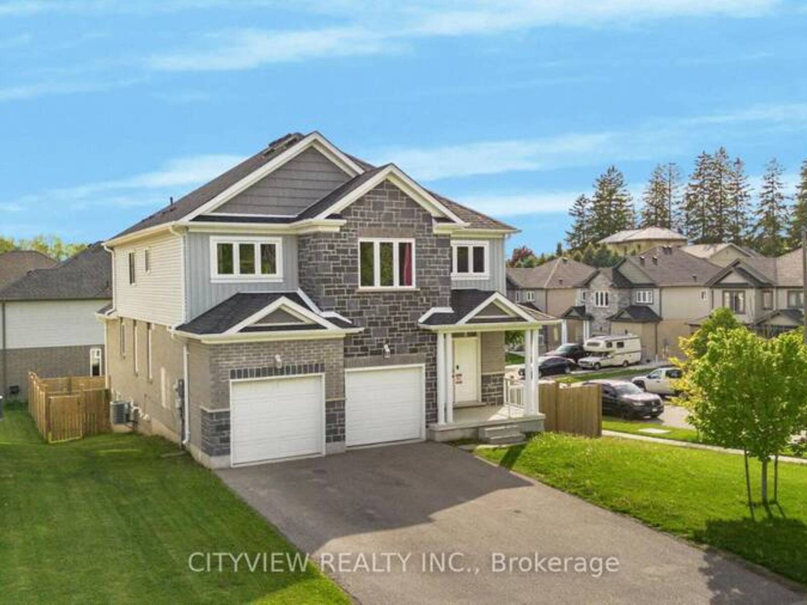 28 HARTFIELD STREET, Ingersoll, Ontario N5C 0C4