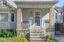 14 NIAGARA STREET | Hamilton Ontario | Slide Image Three