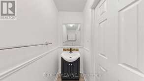 32 HODGINS AVENUE | Georgina Ontario | Slide Image Sixteen