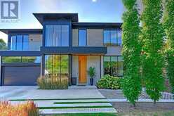 126 WOOD LANE | Richmond Hill Ontario | Slide Image One