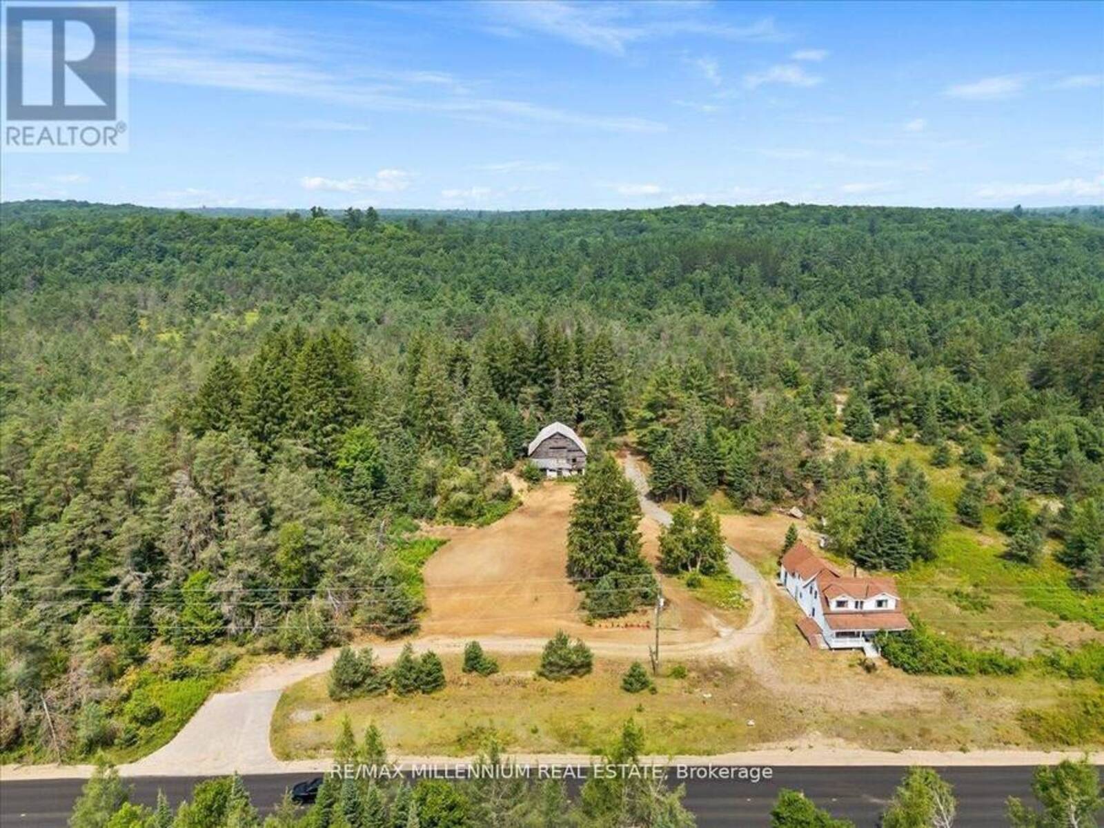 3529 HIGHWAY 118 E, Bracebridge, Ontario P1L 1X1