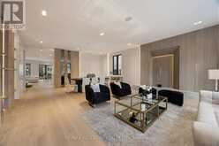 652 BEDFORD PARK AVENUE | Toronto Ontario | Slide Image Eight