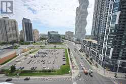 3311 - 4065 CONFEDERATION PARKWAY | Mississauga Ontario | Slide Image Four