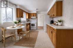 26 RUSTYWOOD DRIVE | Toronto Ontario | Slide Image Nine