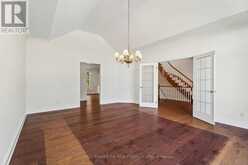 480 COVENTRY HILL TRAIL | Newmarket Ontario | Slide Image Thirteen