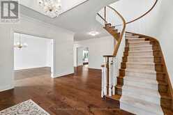 480 COVENTRY HILL TRAIL | Newmarket Ontario | Slide Image Four