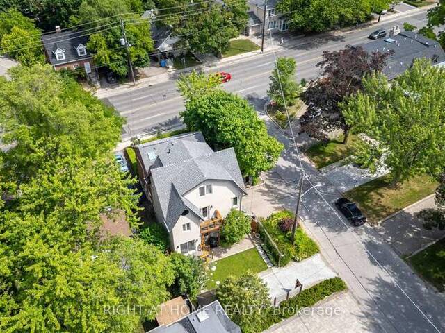 107 OTTER CRESCENT Toronto Ontario, M5N 2W9 - 5 Bedrooms Home For Sale