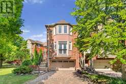 25 CRISPIN COURT | Markham Ontario | Slide Image One