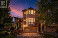 25 CRISPIN COURT | Markham Ontario | Slide Image Two