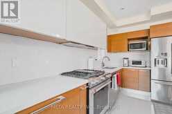 25 CRISPIN COURT | Markham Ontario | Slide Image Thirteen