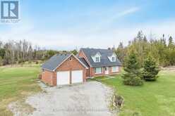 2104 NEWTON STREET | Tay Ontario | Slide Image One