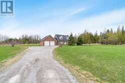 2104 NEWTON STREET | Tay Ontario | Slide Image Two
