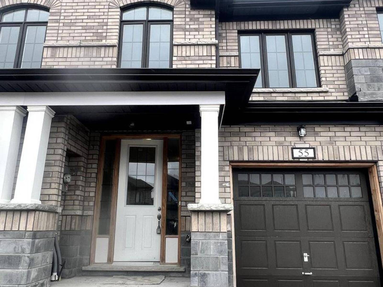 55 BUTLER BOULEVARD, Lindsay, Ontario K9V 4R1