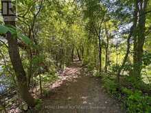 212 - 900 BOGART MILL TRAIL | Newmarket Ontario | Slide Image Thirty-two