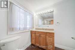82 DERBY COURT | Newmarket Ontario | Slide Image Thirty-three
