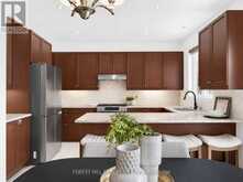 22 MCCOMBE LANE | Vaughan Ontario | Slide Image Eighteen
