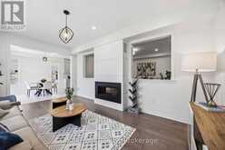 182 SILK TWIST DRIVE | East Gwillimbury Ontario | Slide Image Six