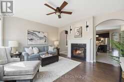 25 MANOR FOREST ROAD | East Gwillimbury Ontario | Slide Image Five