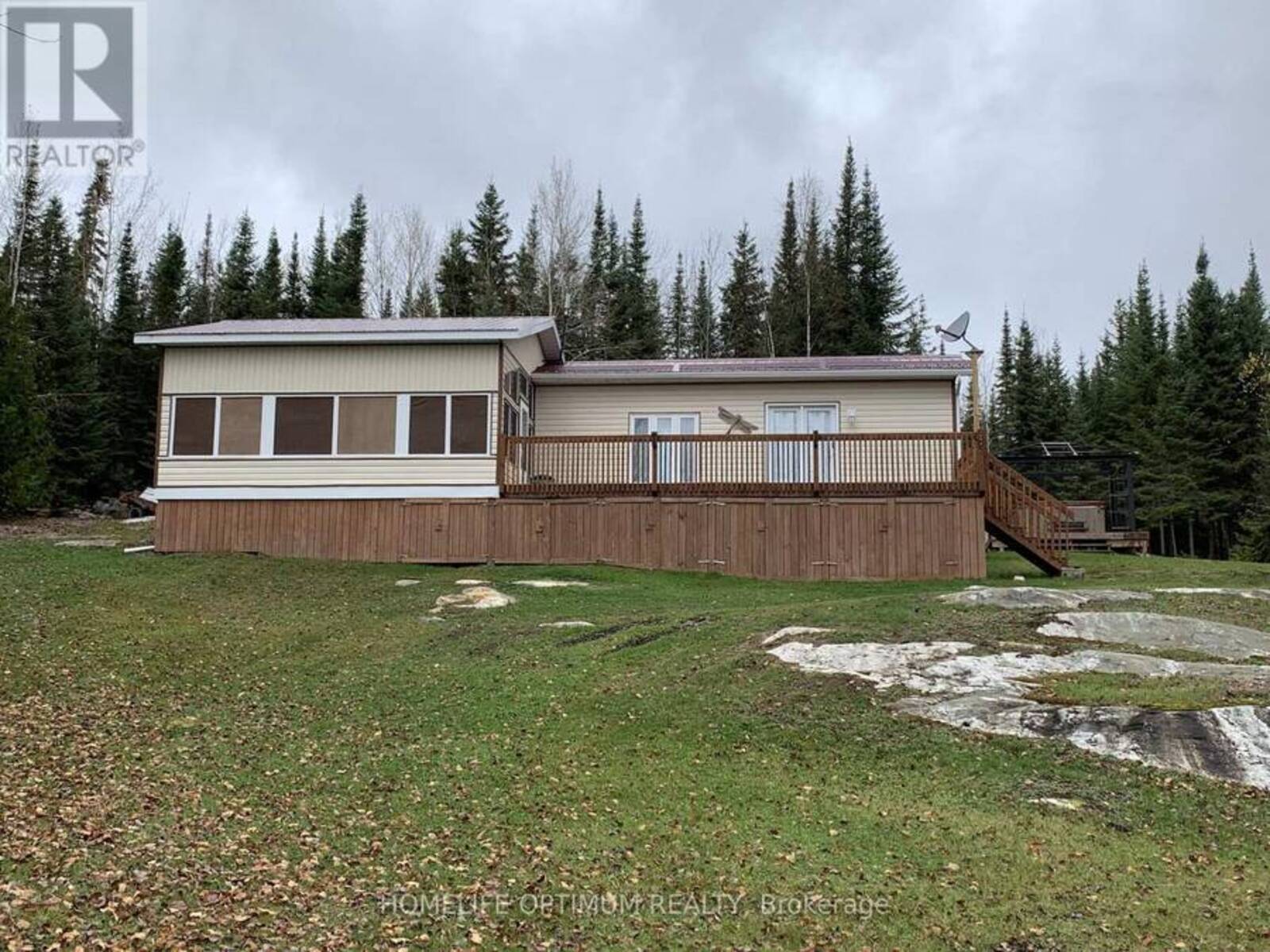 LOT 7 PCL 11600 LAKE PIVABISKA, North Cochrane, Ontario P0L 1N0