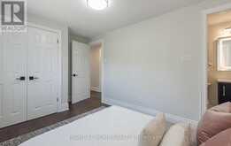 8 CULHAM STREET | Oakville Ontario | Slide Image Thirty