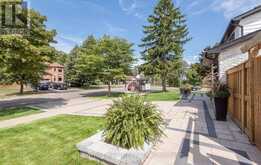 8 CULHAM STREET | Oakville Ontario | Slide Image Eight